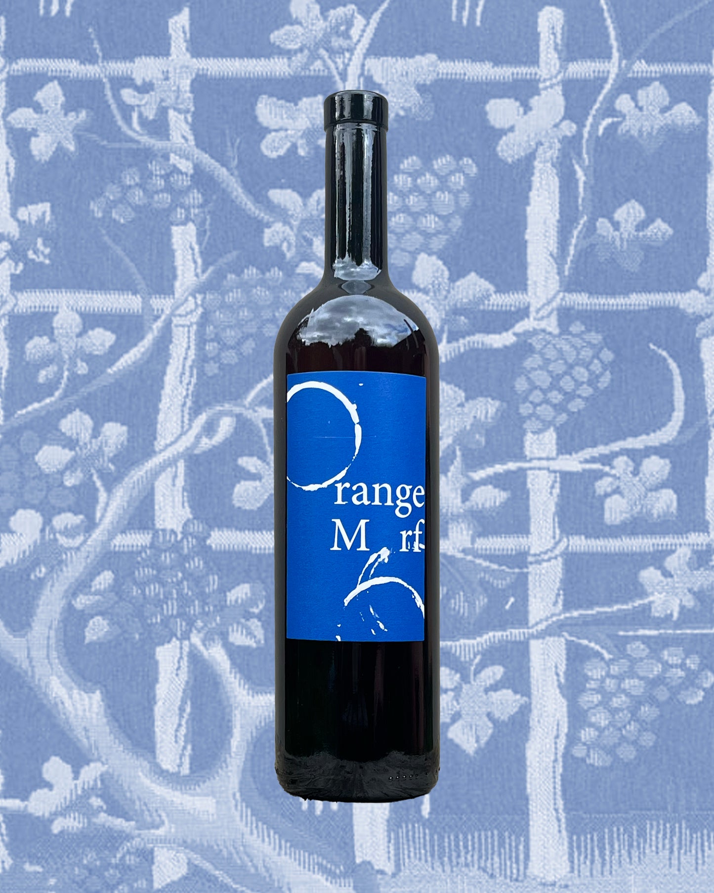 Bouteille de vin orange de Aurèle Morf jura suisse